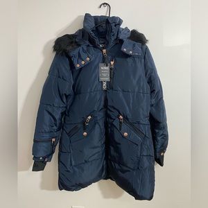 Nwt XOXO women’s navy blue coat size large